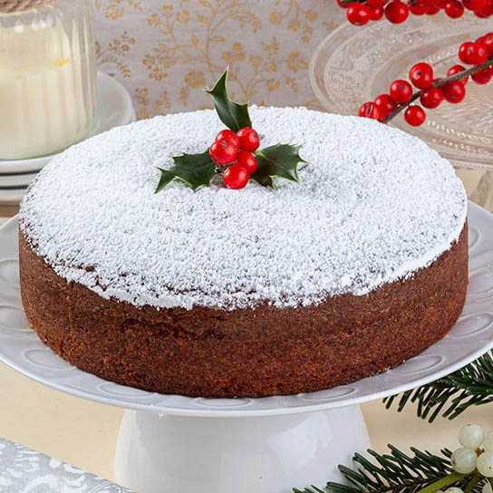 Vassilopita mit Mandeln und Blütenwasser