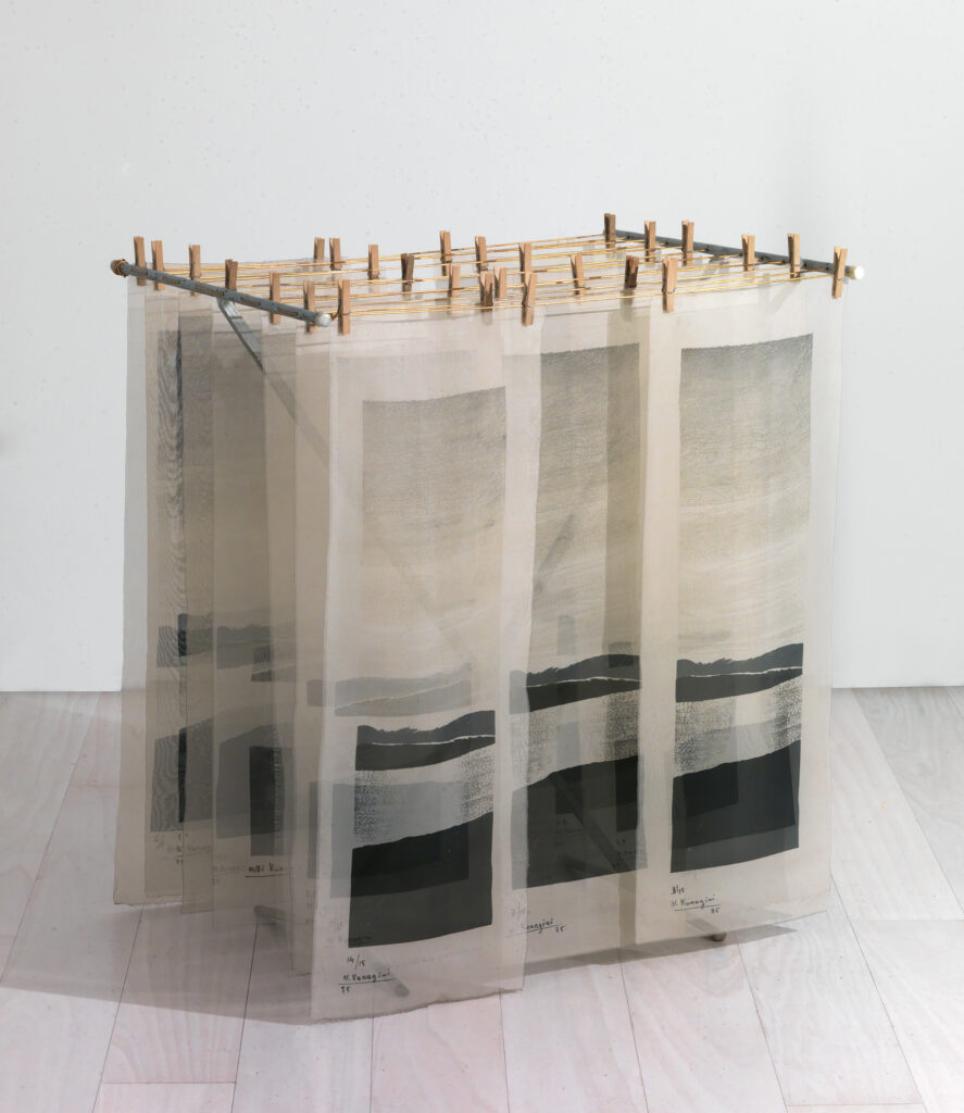 At Home, 1975-1991. Installation. Techniques mixtes. Dimensions variables. N° d’inventaire 168/02. Collection de l’EMST.