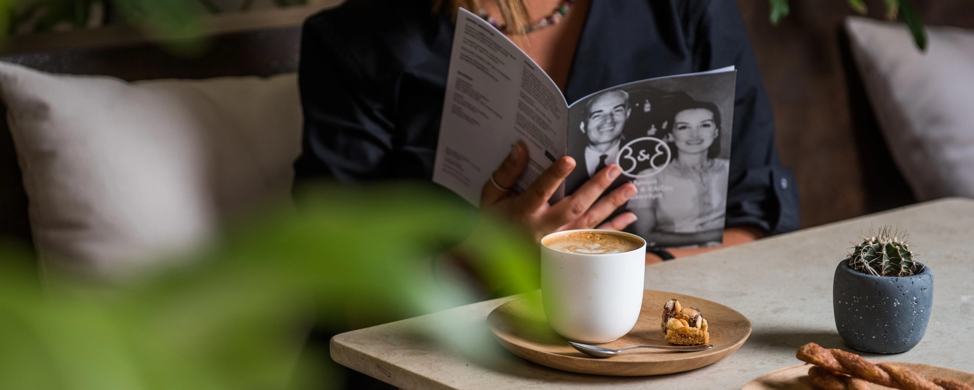 Prendre un café dans les musées d’Athènes