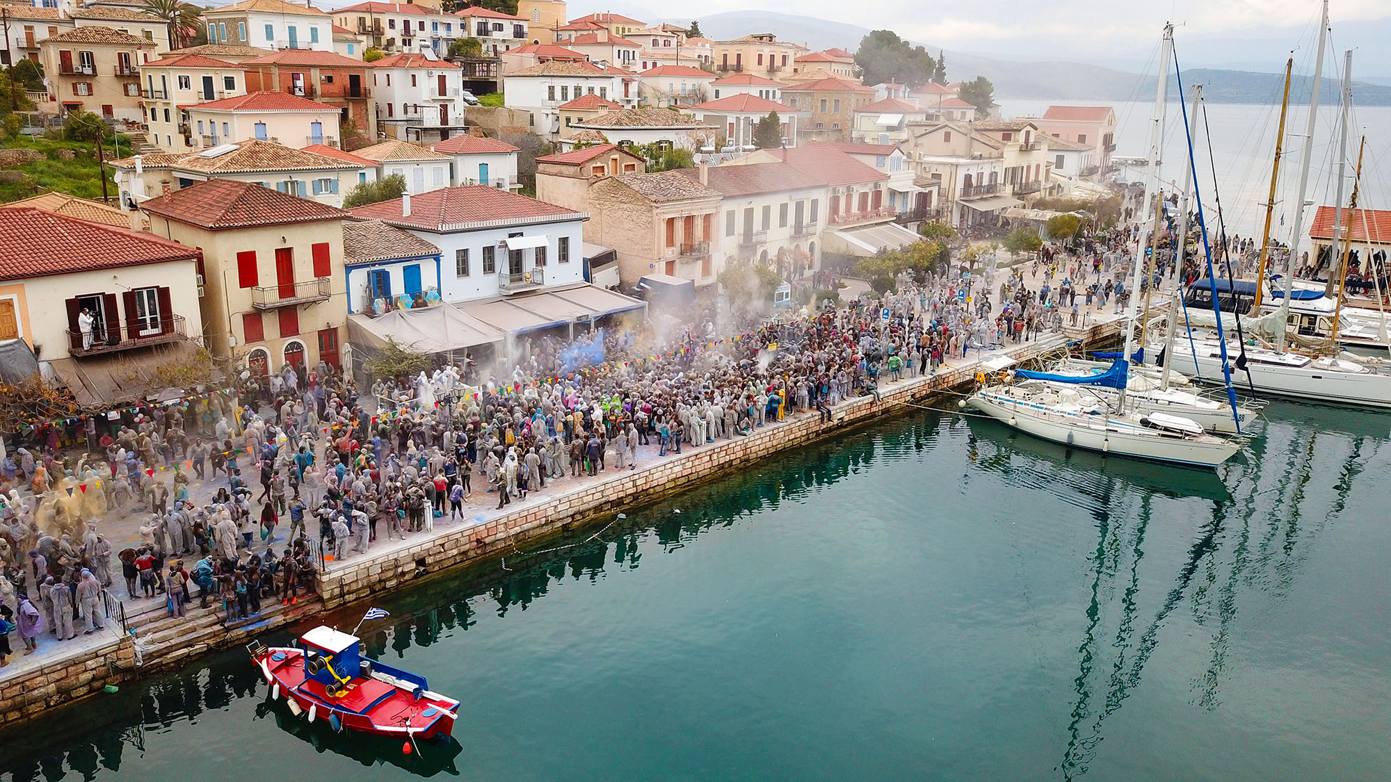 On The Paths of Tradition: Discover the rich mosaic of customs of Central Greece